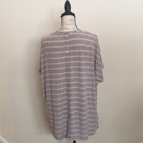 Forever21 Top - Picture 2 of 5